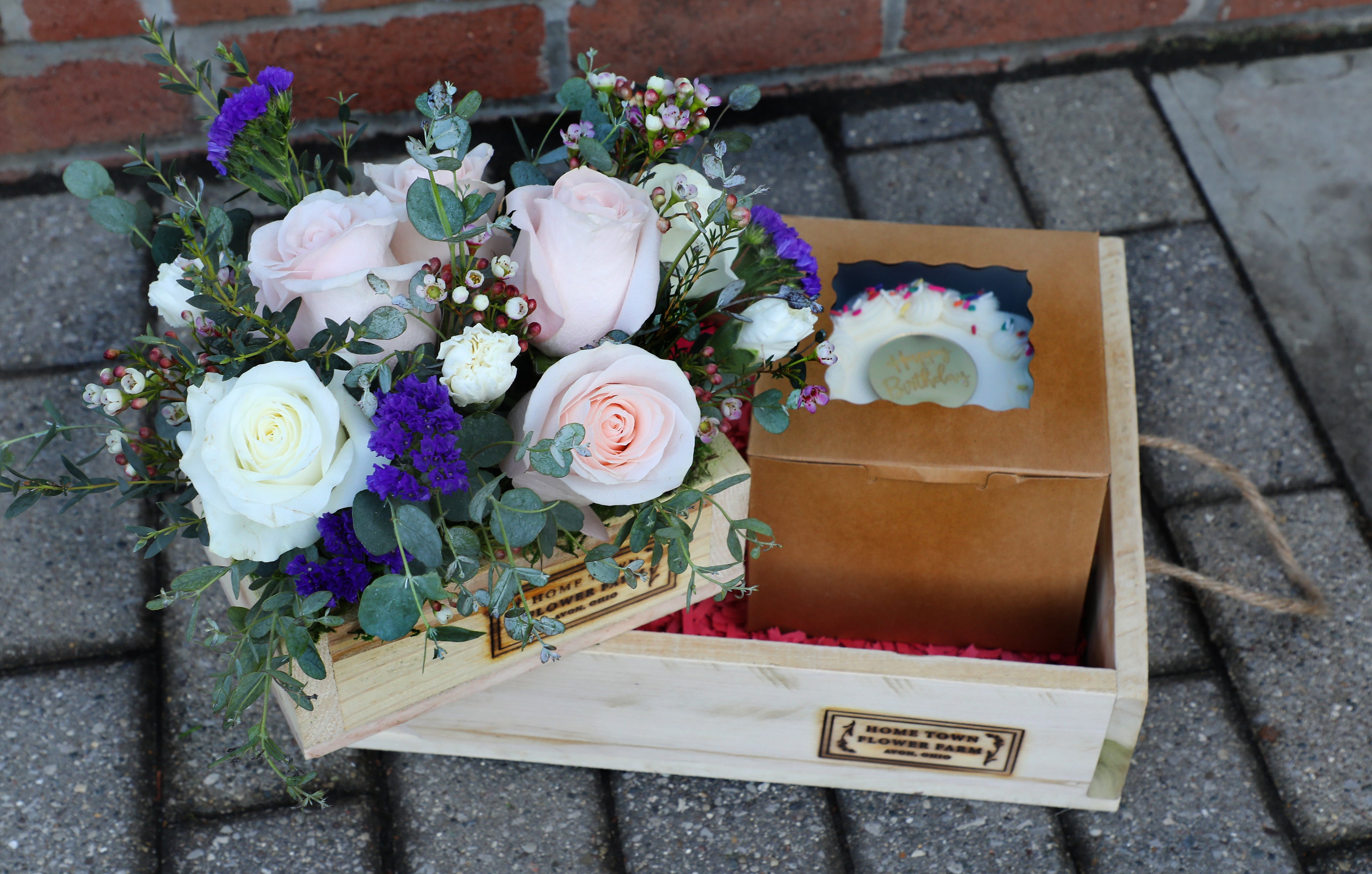 Any Occassion Custom 4" Cake & Floral Box